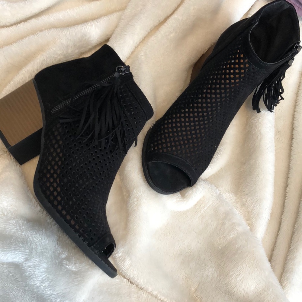 Size 8.5 black booties!